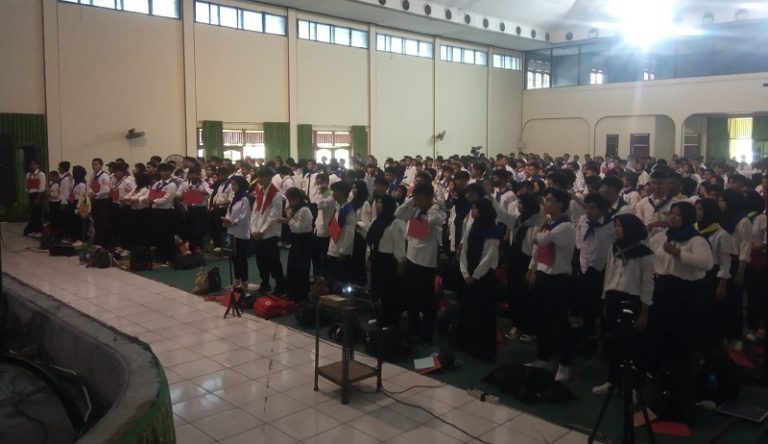 STMIK IKMI Cirebon Sukses Menyelenggarakan PKKMB 2023: Membentuk Mahasiswa yang Berkarakter APIK
