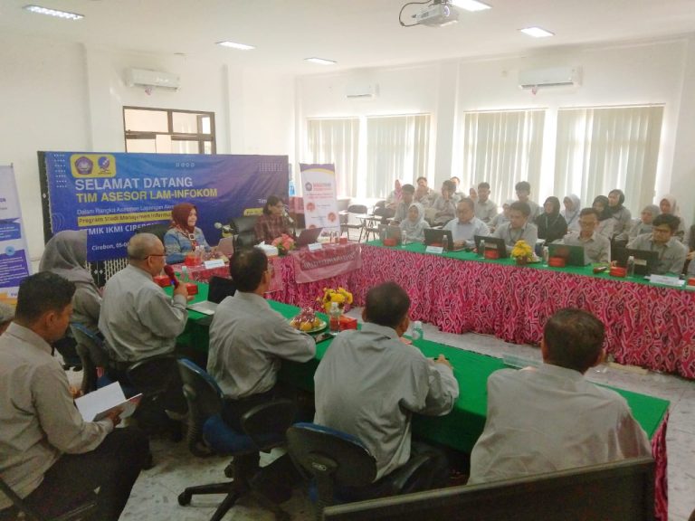 MENGUKIR KUALITAS PENDIDIKAN TINGGI : ASESMEN LAPANGAN PROGRAM STUDI MANAJEMEN INFORMATIKA D3 STMIK IKMI CIREBON