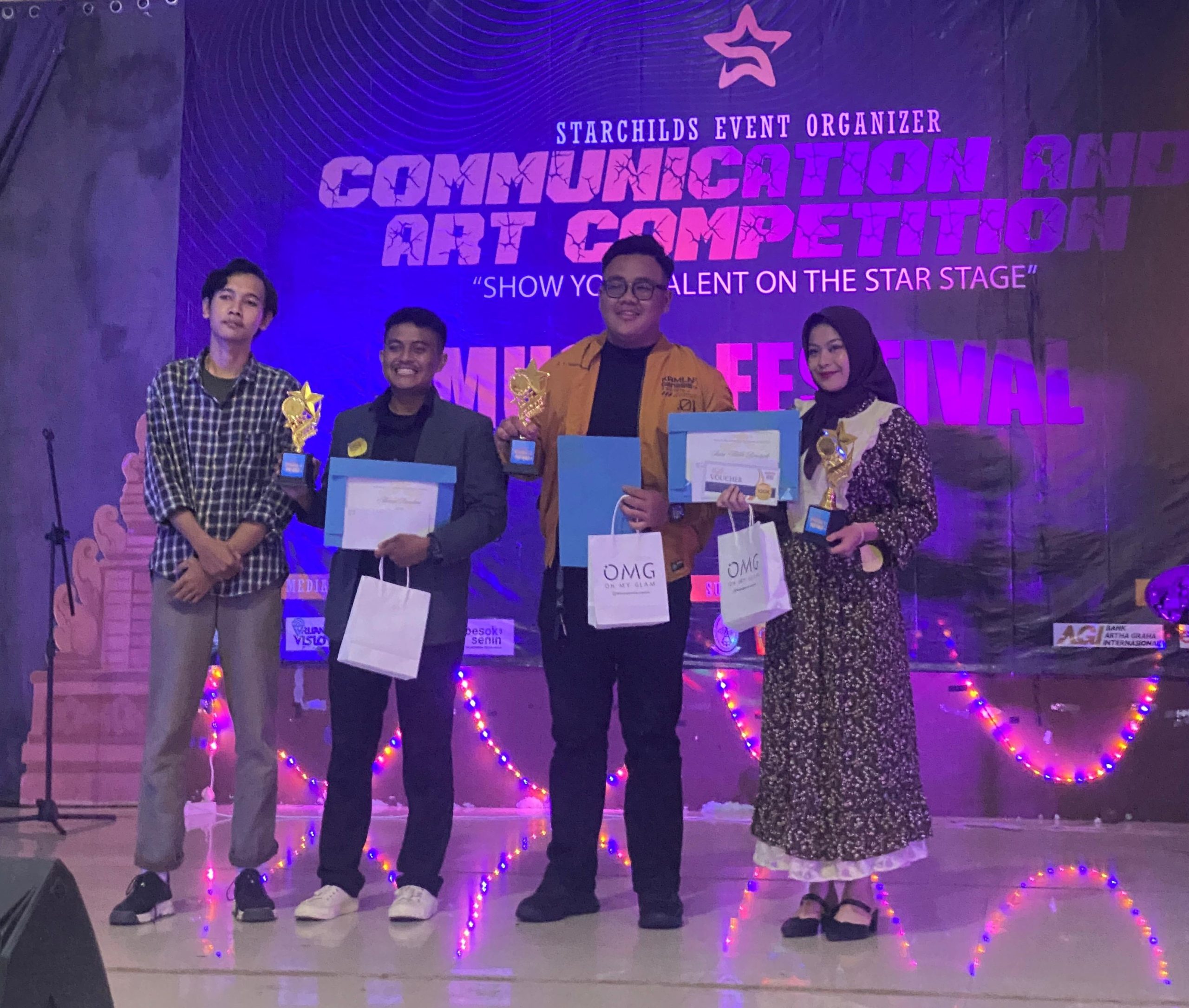 STMIK IKMI Cirebon Torehkan Prestasi Gemilang di ajang “COMMUNICATION AND ART COMPETITION 2024”