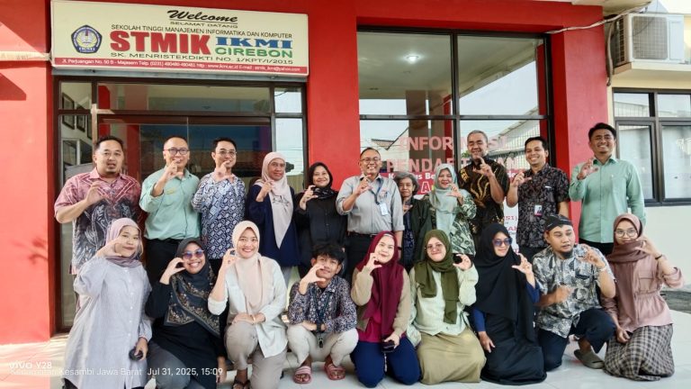 Inspektorat Jenderal Kemendiktisaintek Kunjungi STMIK IKMI Cirebon untuk Pantau Mahasiswa KIP Kuliah